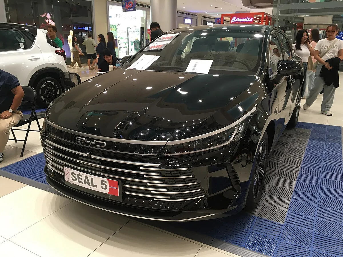 BYD BYD Seal 5 DM-i 2025 BYD Seal 5 DM-i Dynamic - Image 8