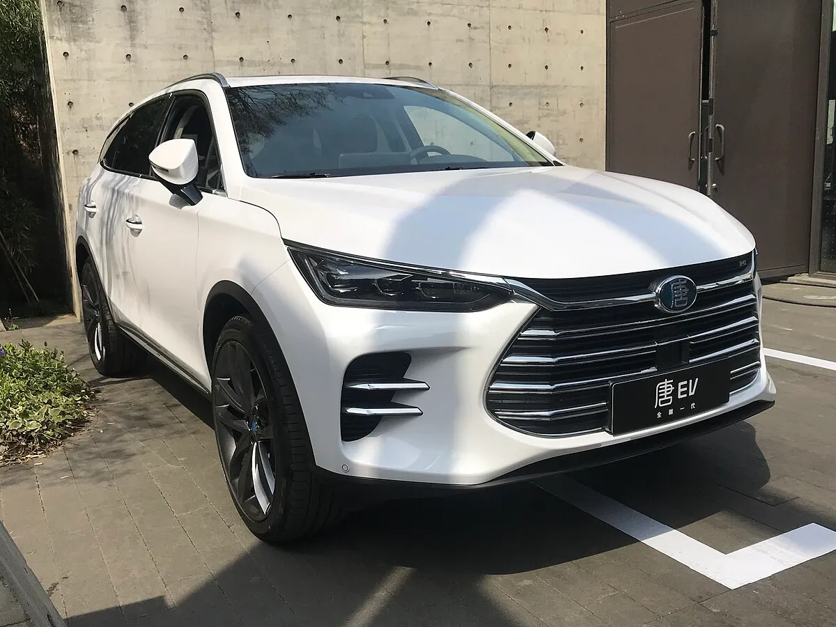 BYD BYD Tang DM-i 2026 BYD Tang DM-i Advance - Image 1