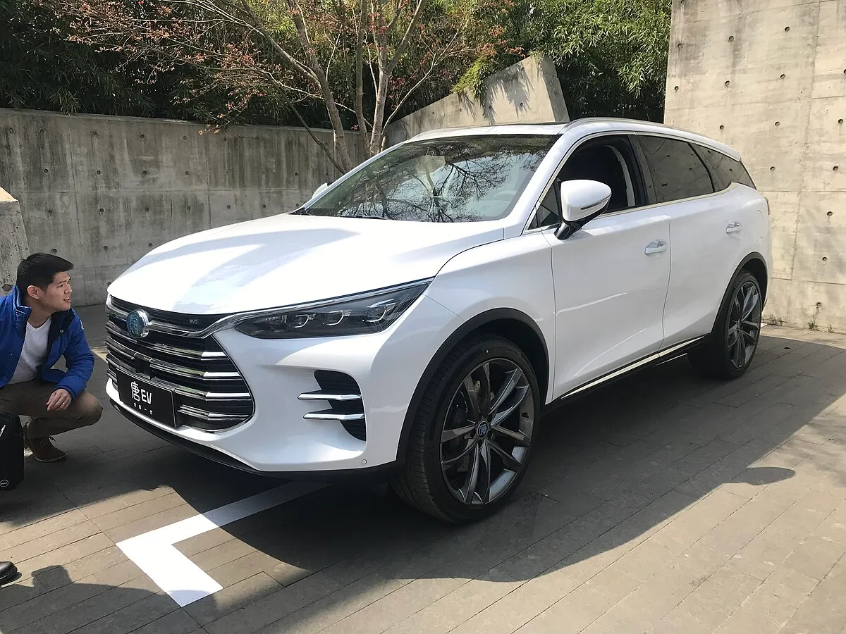 BYD BYD Tang DM-i 2026 BYD Tang DM-i Advance - Image 6