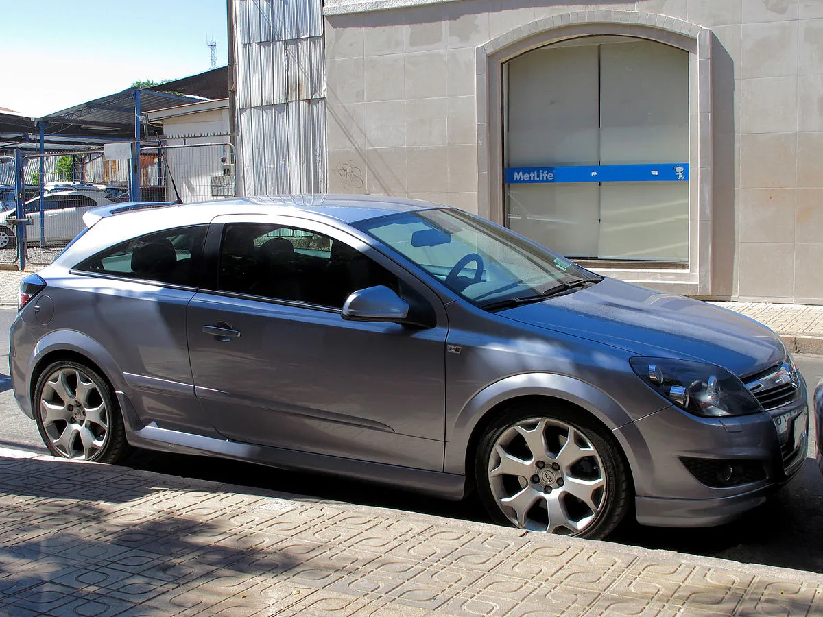 Chevrolet Astra 2003 1.8 Flexfuel MT Hatchback 3-doors - Image 9