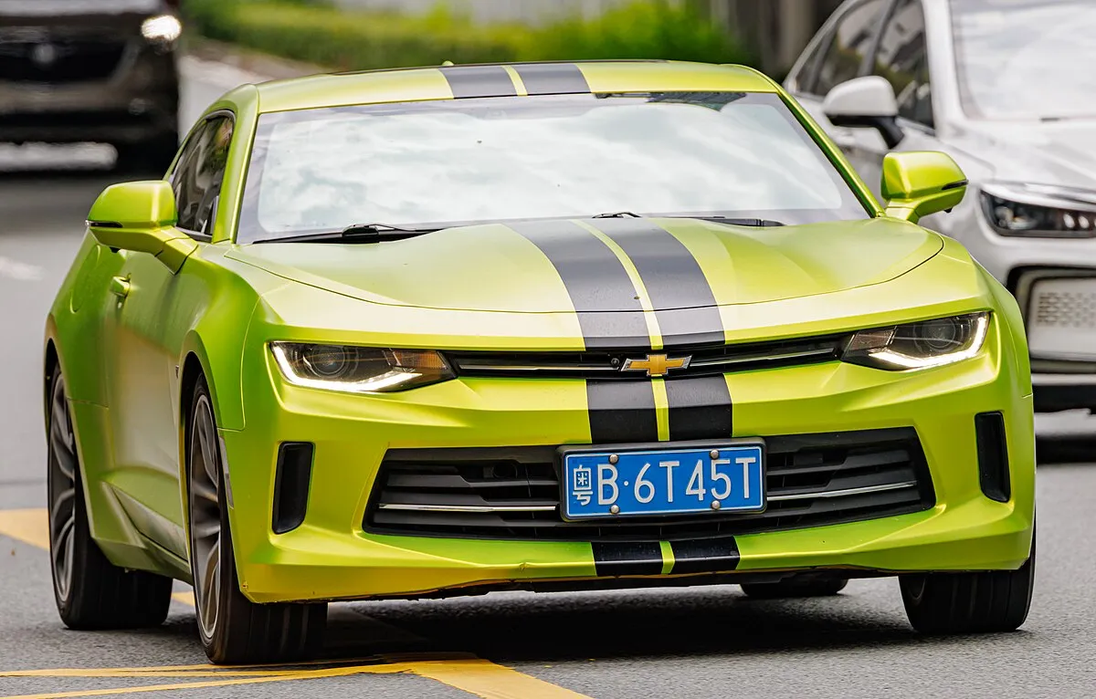 Chevrolet Camaro 2018 2.0 AT Coupe - Image 10