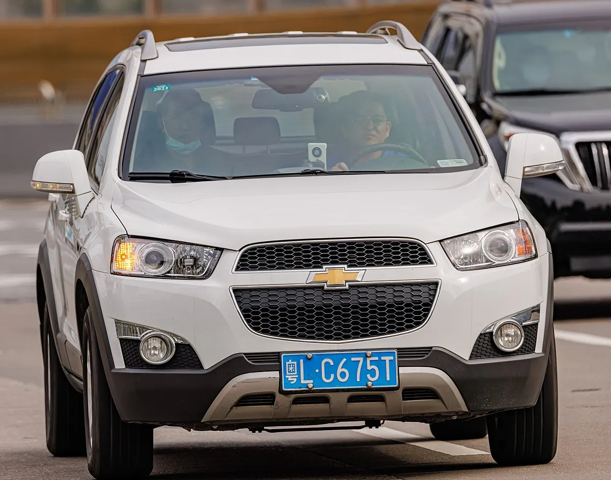 Chevrolet Captiva 2013 2.2 D AT AWD Crossover - Image 2