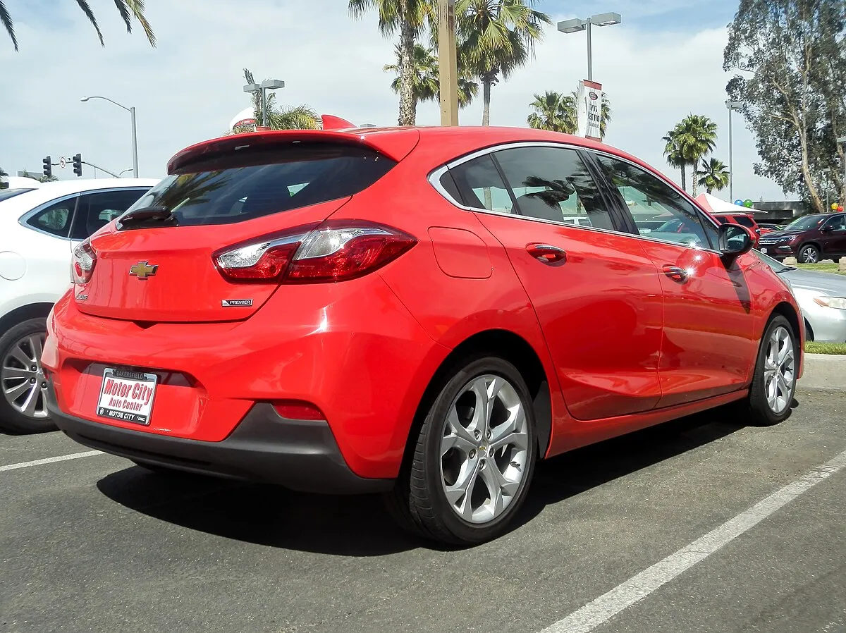 Chevrolet Cruze 2009 1.4 Turbo AT Sedan - Image 1
