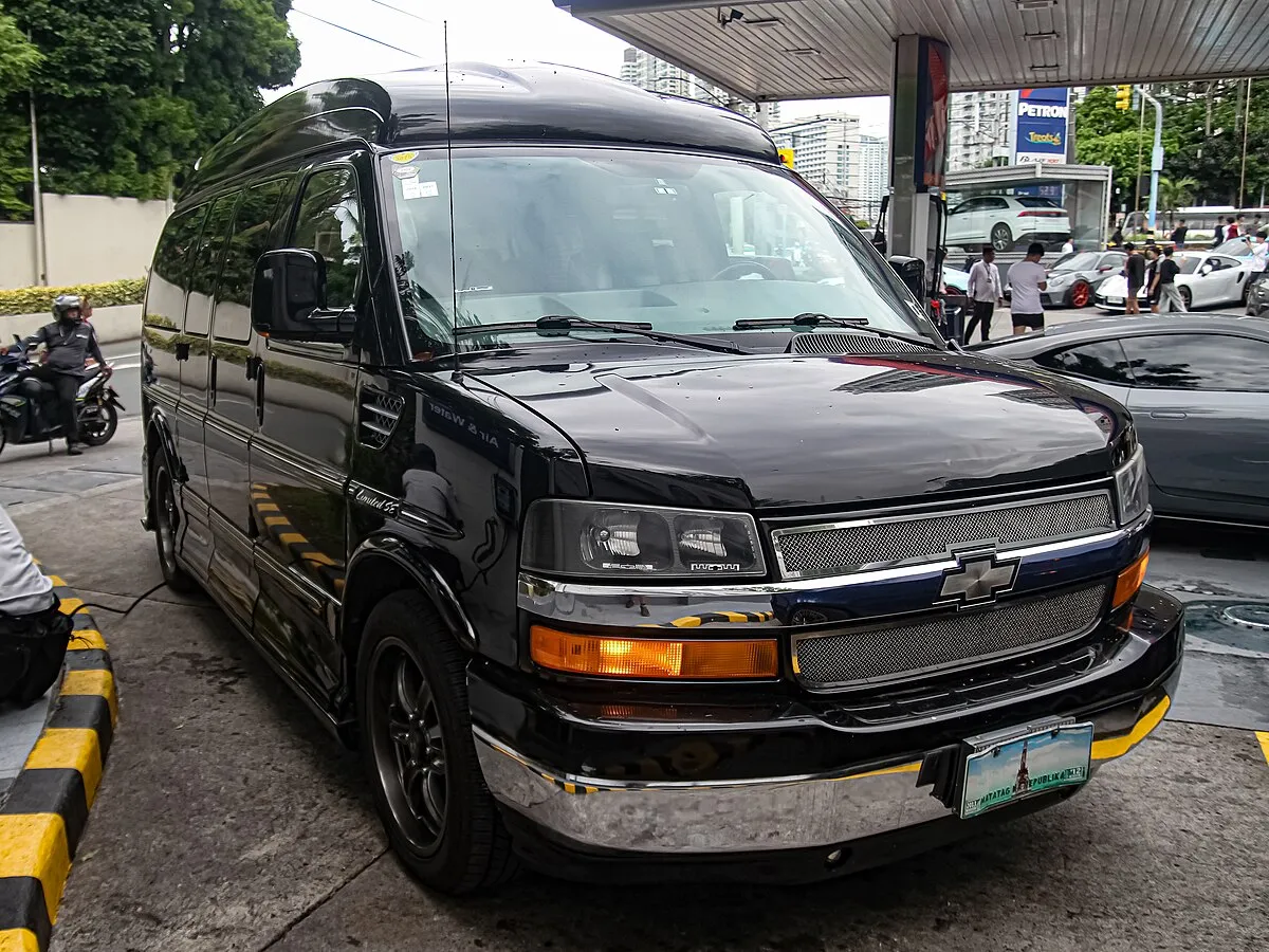 Chevrolet Express 2003 4.3 AT 1500 Minivan - Image 8