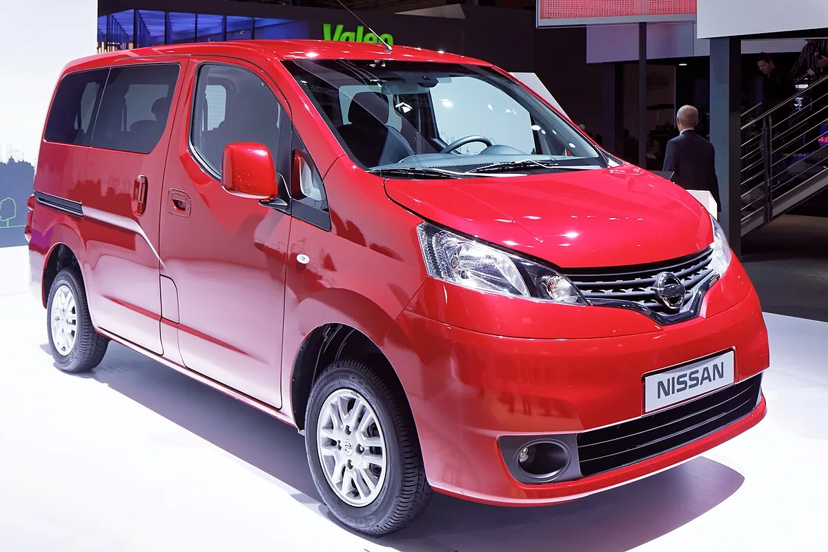 Chevrolet Express 2003 4.3 AT 1500 Minivan - Image 10