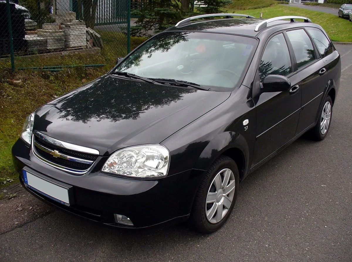 Chevrolet Nubira 2003 1.4 MT Sedan - Image 2