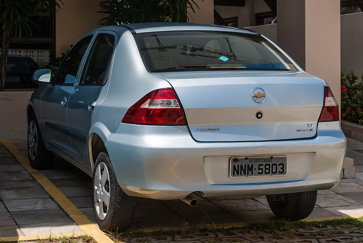 Chevrolet Prisma 2013 1.0 Flexfuel MT Sedan - Image 2