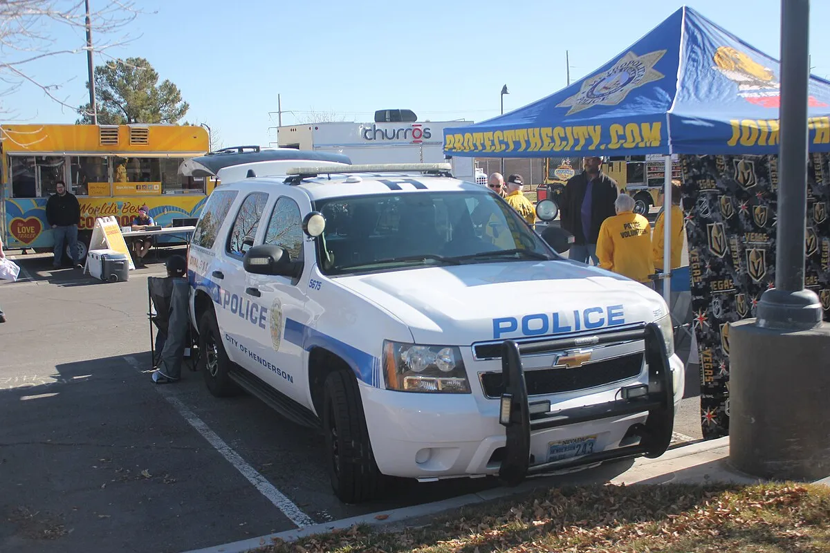 Chevrolet Tahoe 2013 5.3 Ecotec Hydra-Matic AWD SUV 5-doors - Image 2