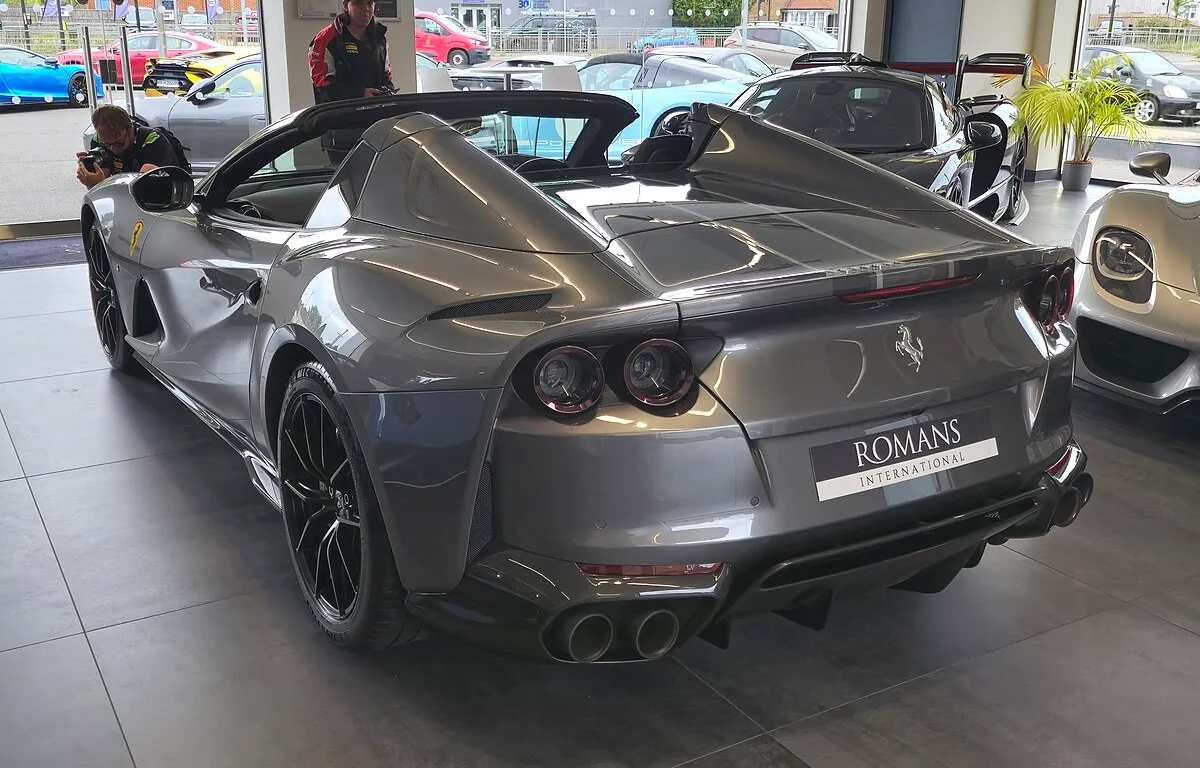 Ferrari 812 GTS 2025 - Image 5