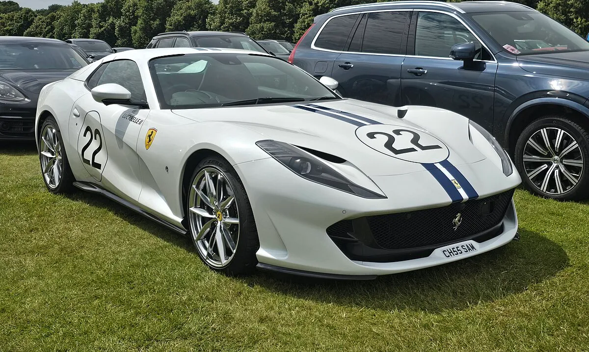 Ferrari 812 GTS 2025 - Image 6