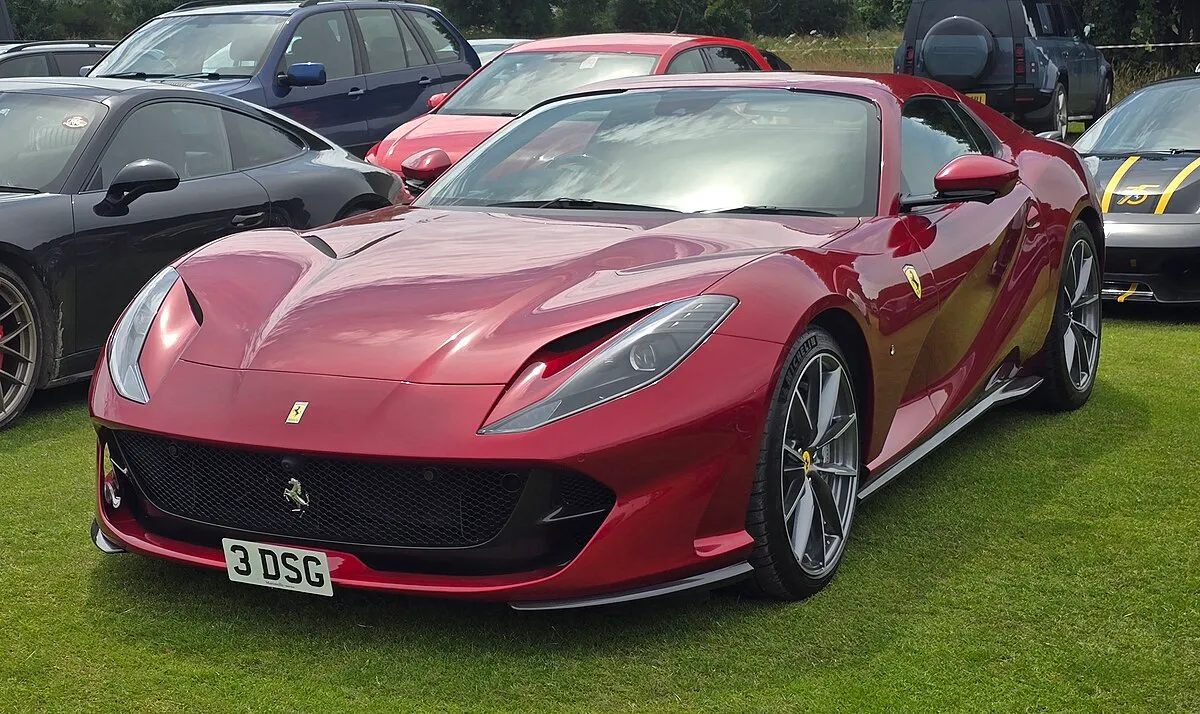 Ferrari 812 GTS 2025 - Image 7