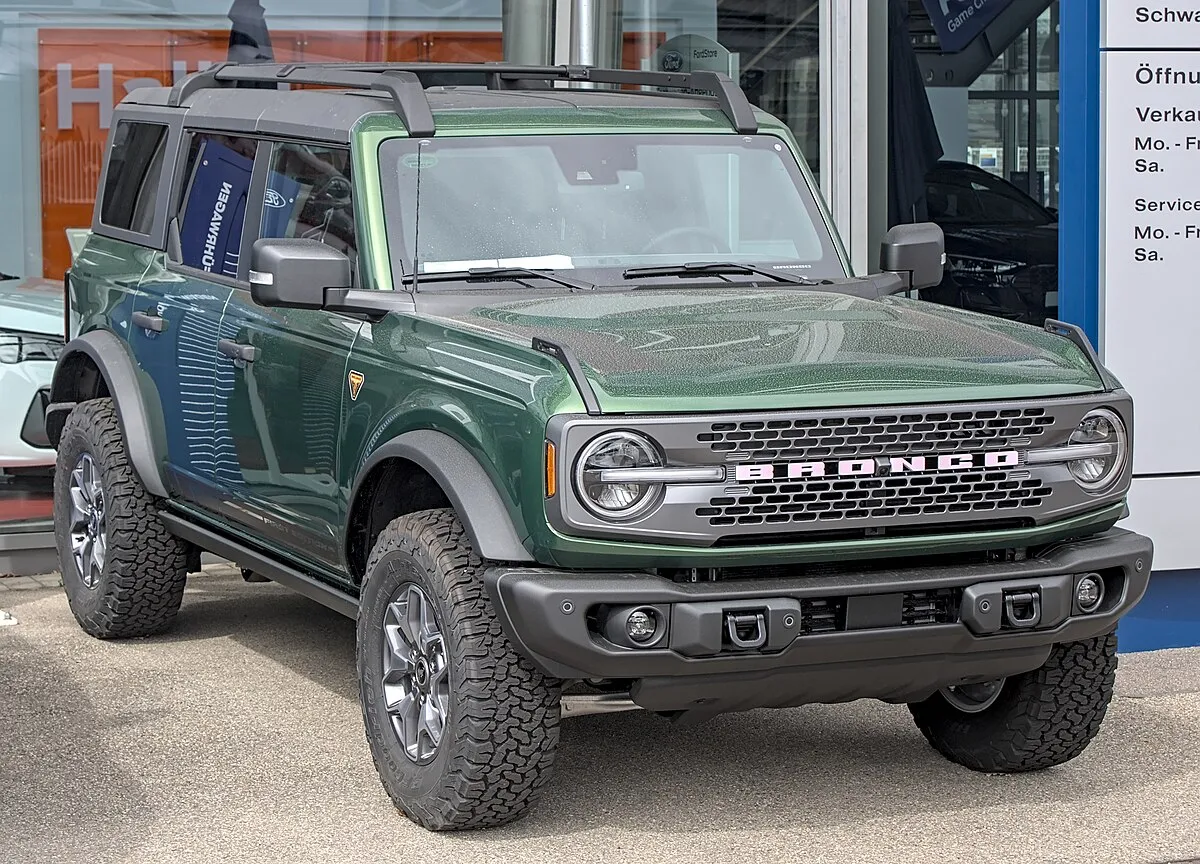 Ford Bronco (2024) 2025 - Image 5