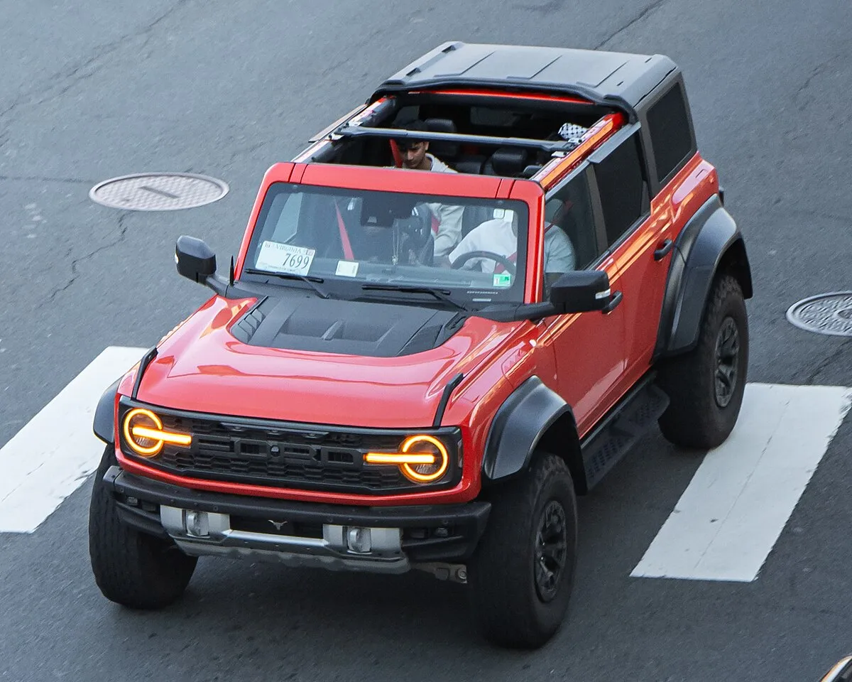 Ford Bronco 2025 - Image 8