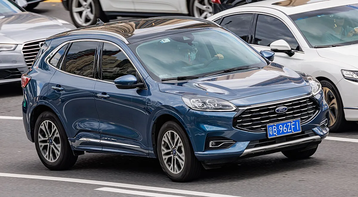 Ford Escape (Kuga) 2025 - Image 10