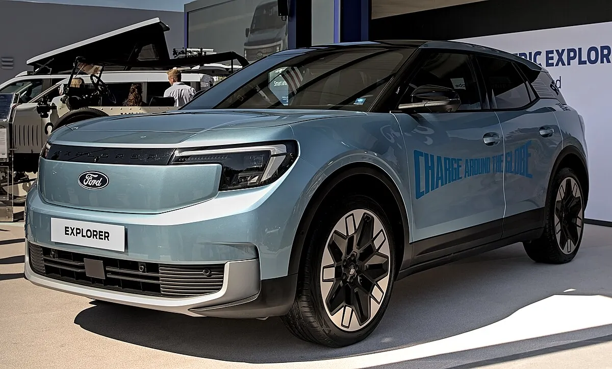 Ford Explorer 2025 - Image 9