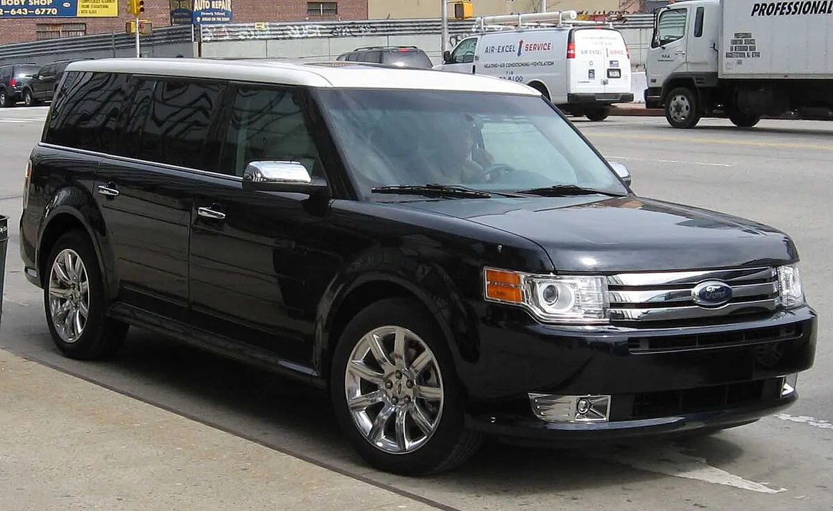 Ford Flex 2025 - Image 1