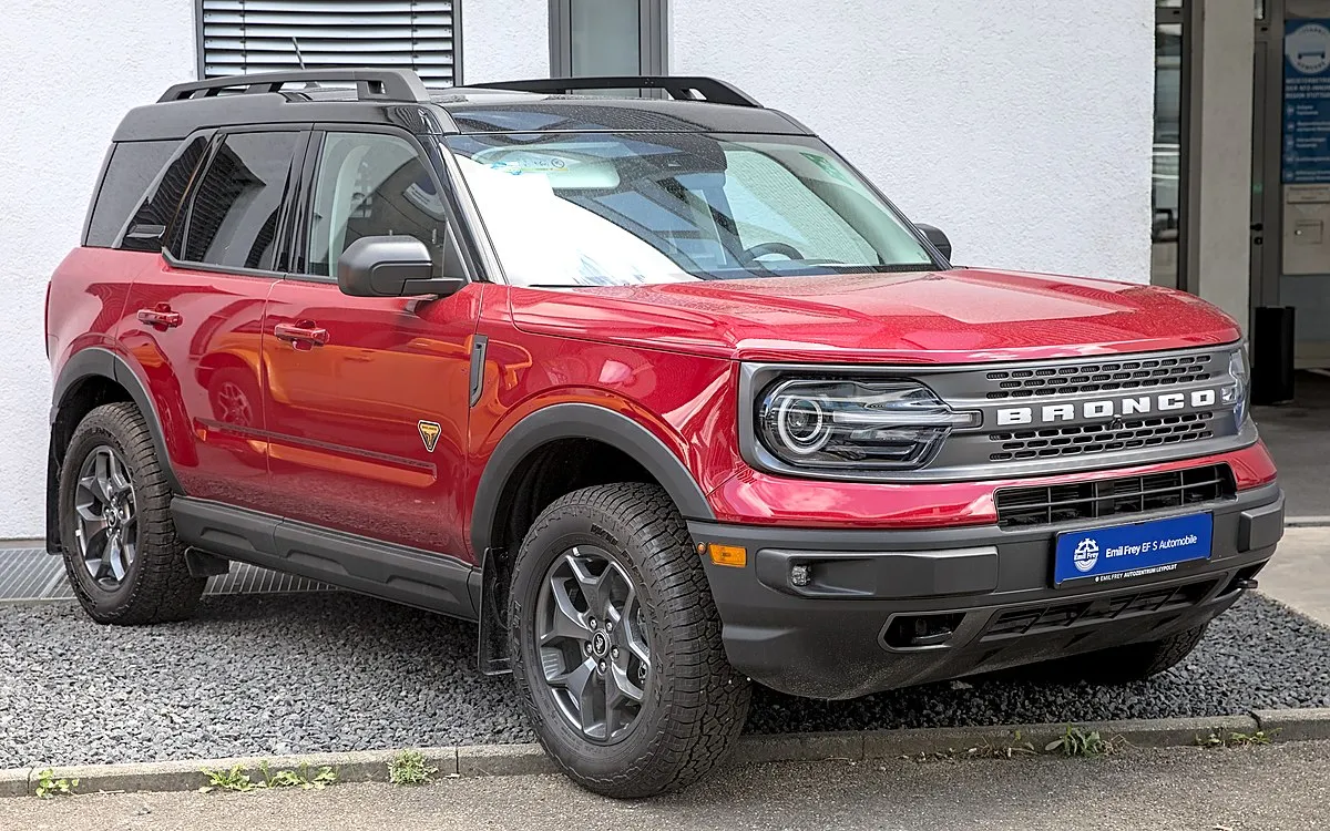 Ford Ford Bronco 2024 Ford Bronco Outer Banks w/ Sasquatch Package - Image 7