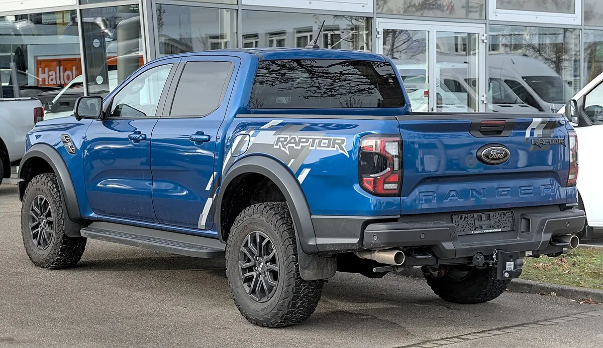 Ford Ford Ranger Raptor 2025 Ford Ranger Raptor 3.0L V6 Twin-Turbo EcoBoost 4x4 AT SE - Image 9