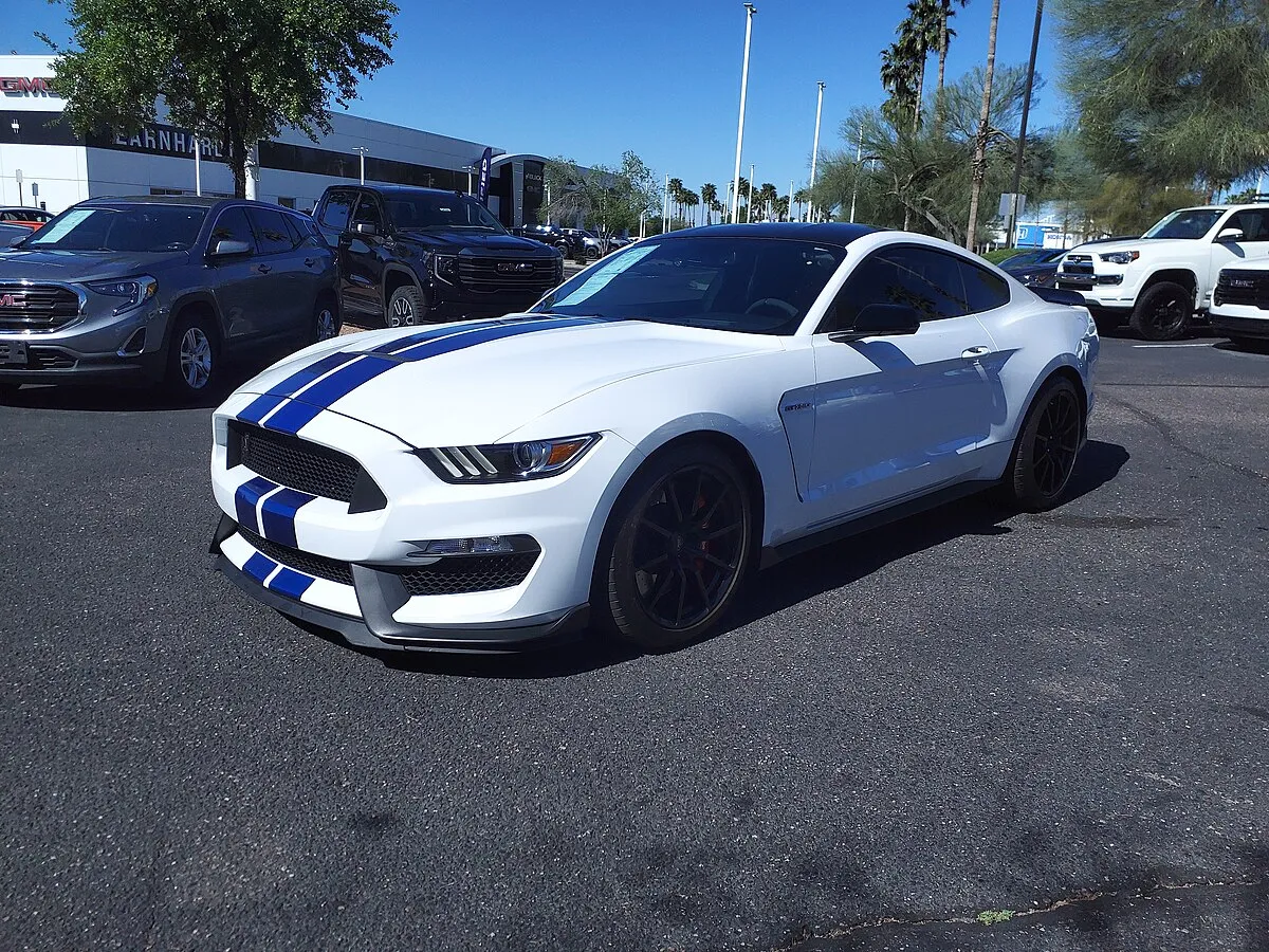 Ford Mustang Shelby GT350 2025 - Image 4