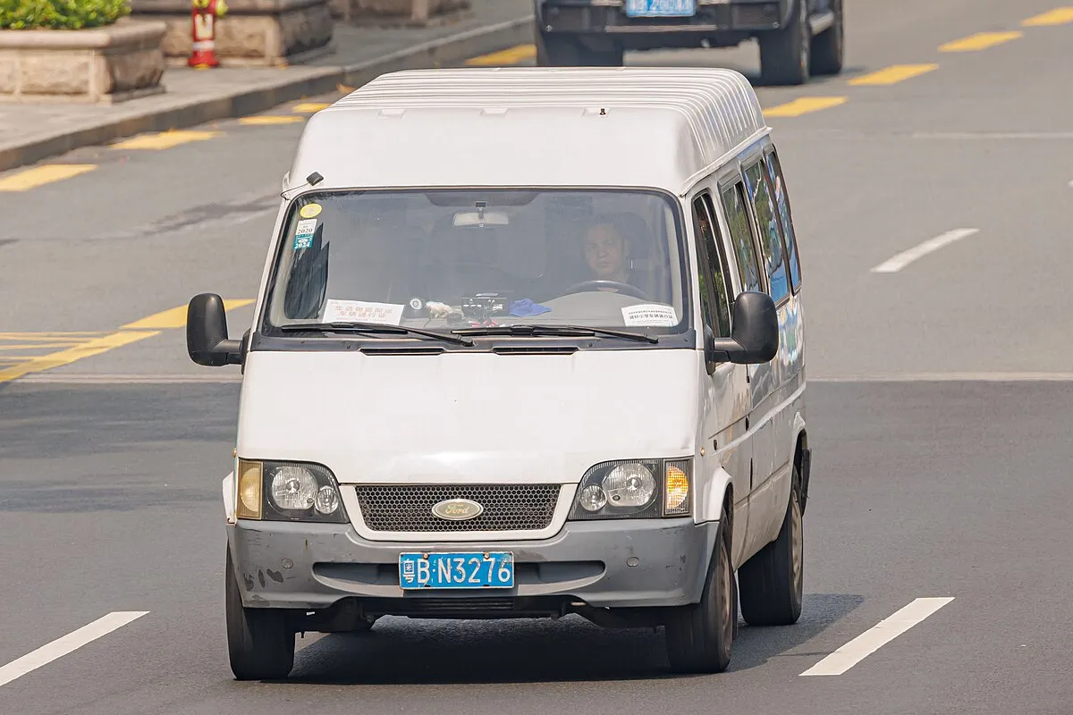 Ford Transit 2025 - Image 9