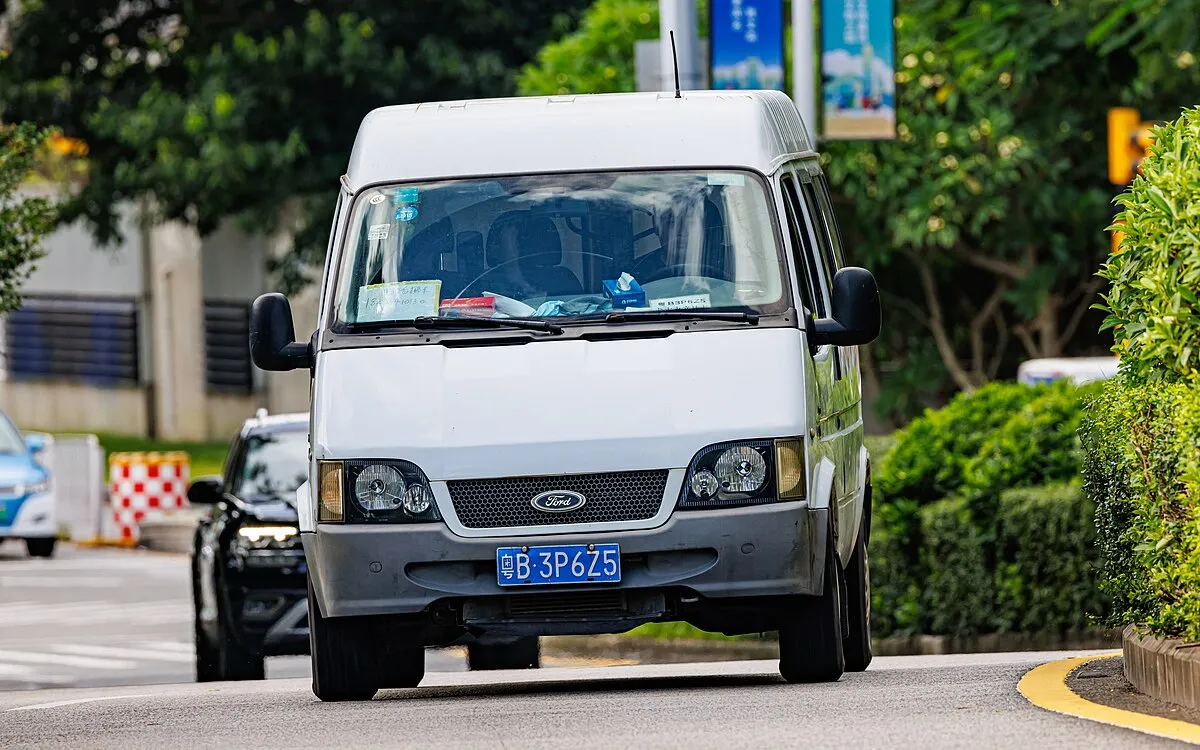 Ford Transit 2025 - Image 10