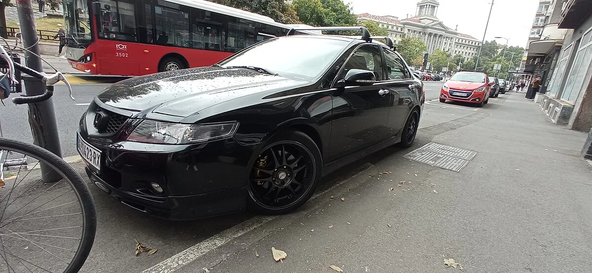 Honda Accord 2000 1.8 AT JP-spec Sedan 4-doors - Image 3