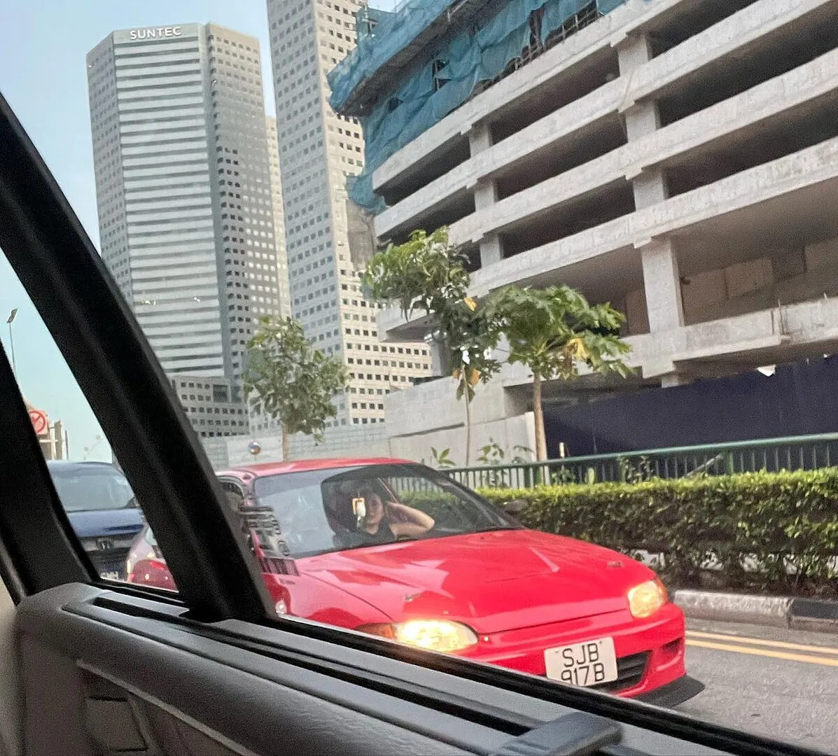 Honda Civic 2000 1.3 CVT Hybrid Sedan 4-doors - Image 10