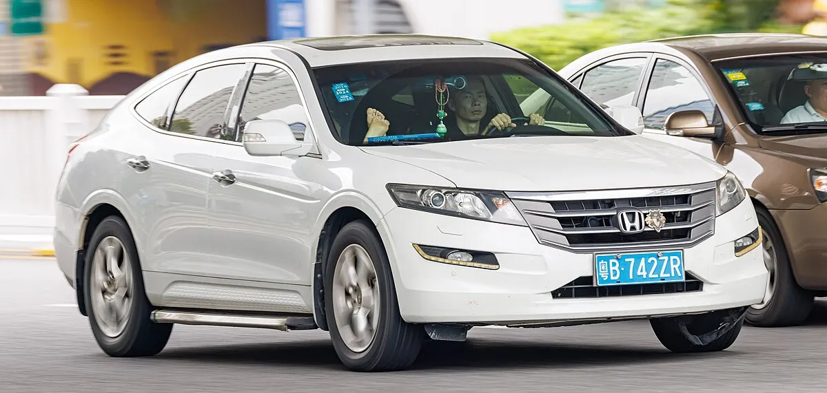 Honda Crosstour 2009 3.5 AT Crossover - Image 9