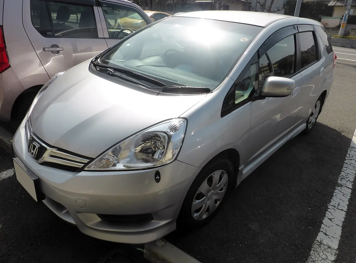 Honda Fit Shuttle 2013 1.3 Hybrid CVT wagon - Image 5