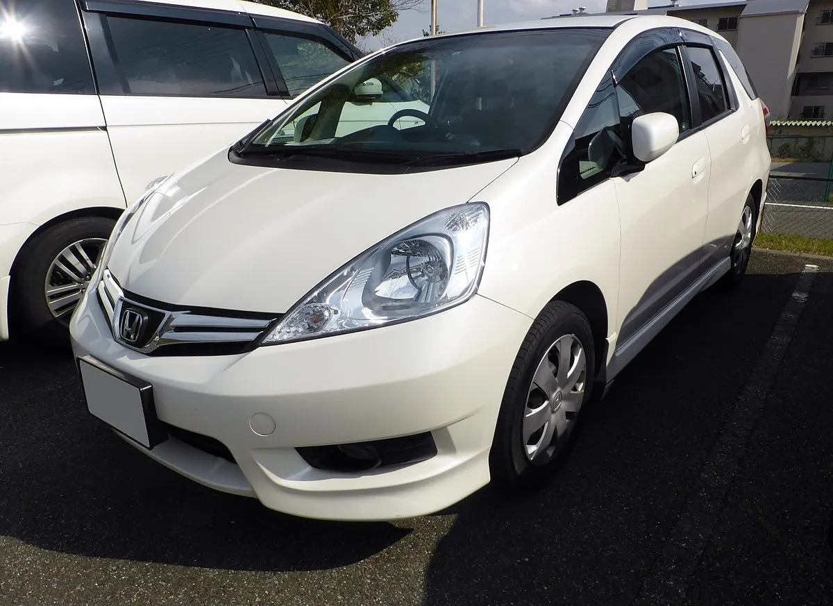 Honda Fit Shuttle 2013 1.3 Hybrid CVT wagon - Image 7