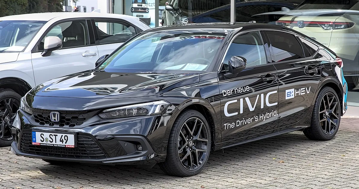 Honda Honda Civic 2025 Honda Civic RS e: HEV E-CVT Honda SENSING - Image 6