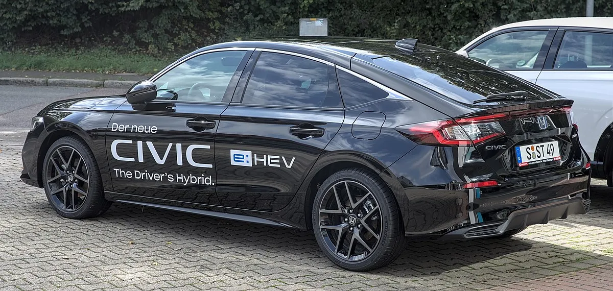 Honda Honda Civic 2025 Honda Civic RS e: HEV E-CVT Honda SENSING - Image 7