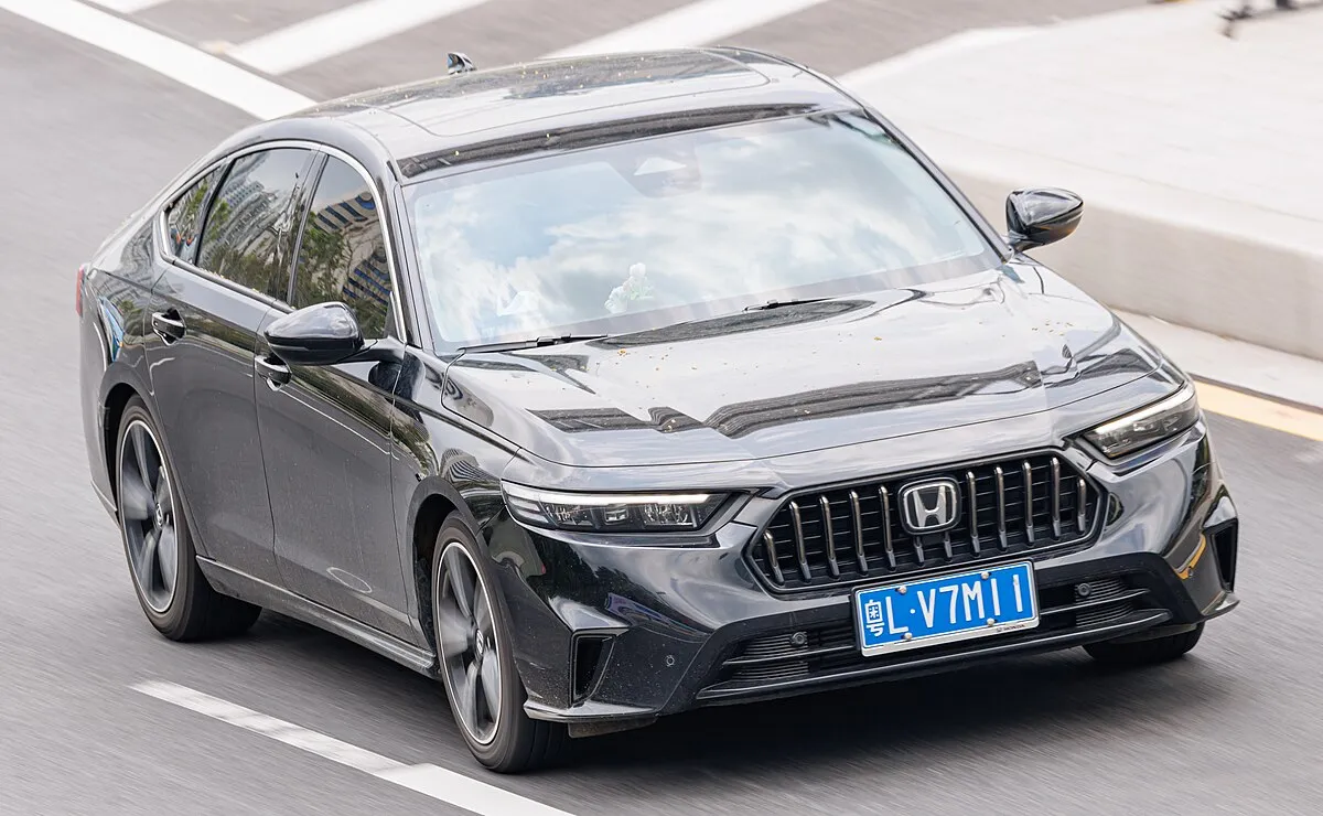 Honda Inspire 2003 3.0 AT Sedan - Image 9