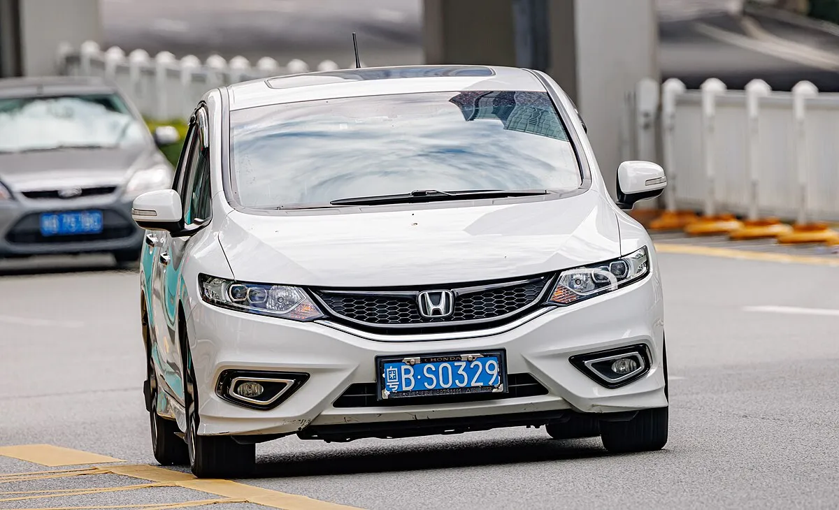 Honda Jade 2013 1.5 AMT Hatchback 5 doors - Image 3