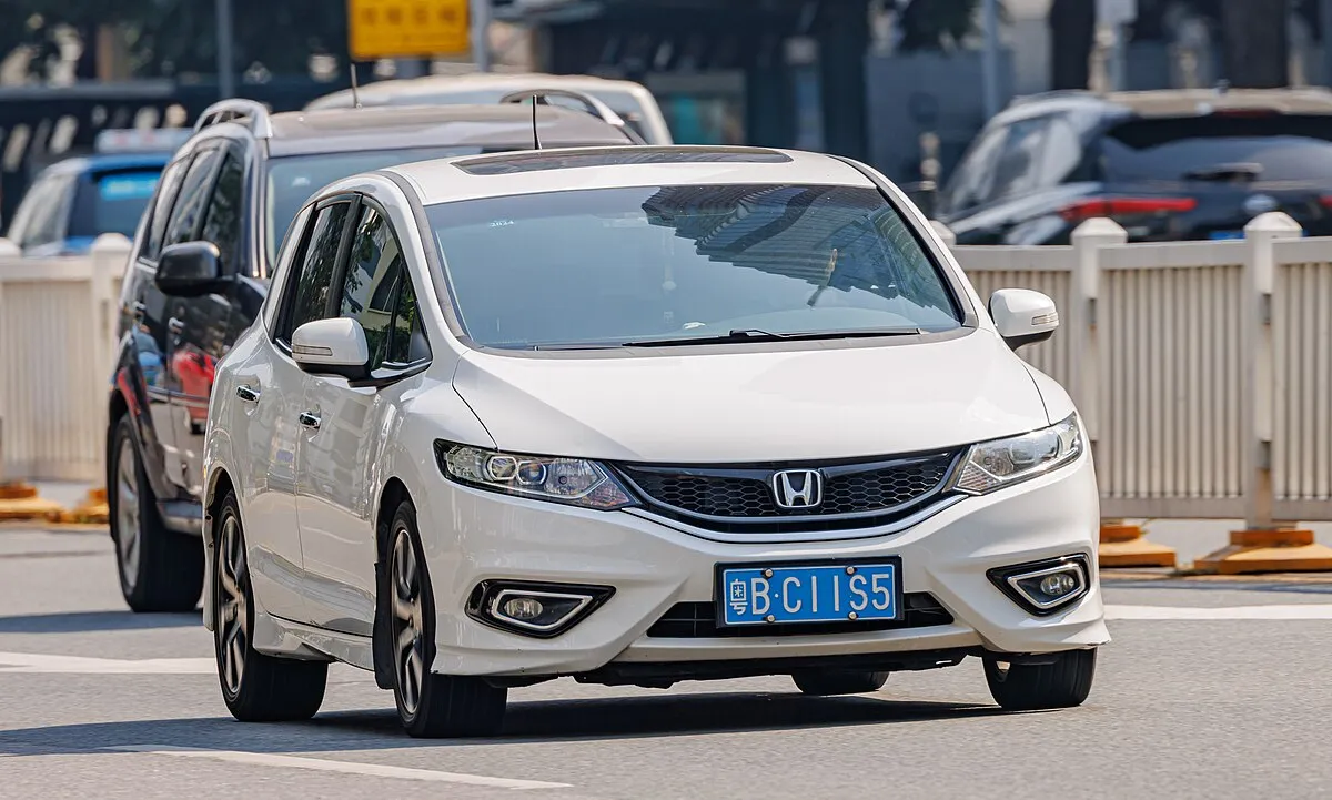 Honda Jade 2013 1.5 AMT Hatchback 5 doors - Image 4