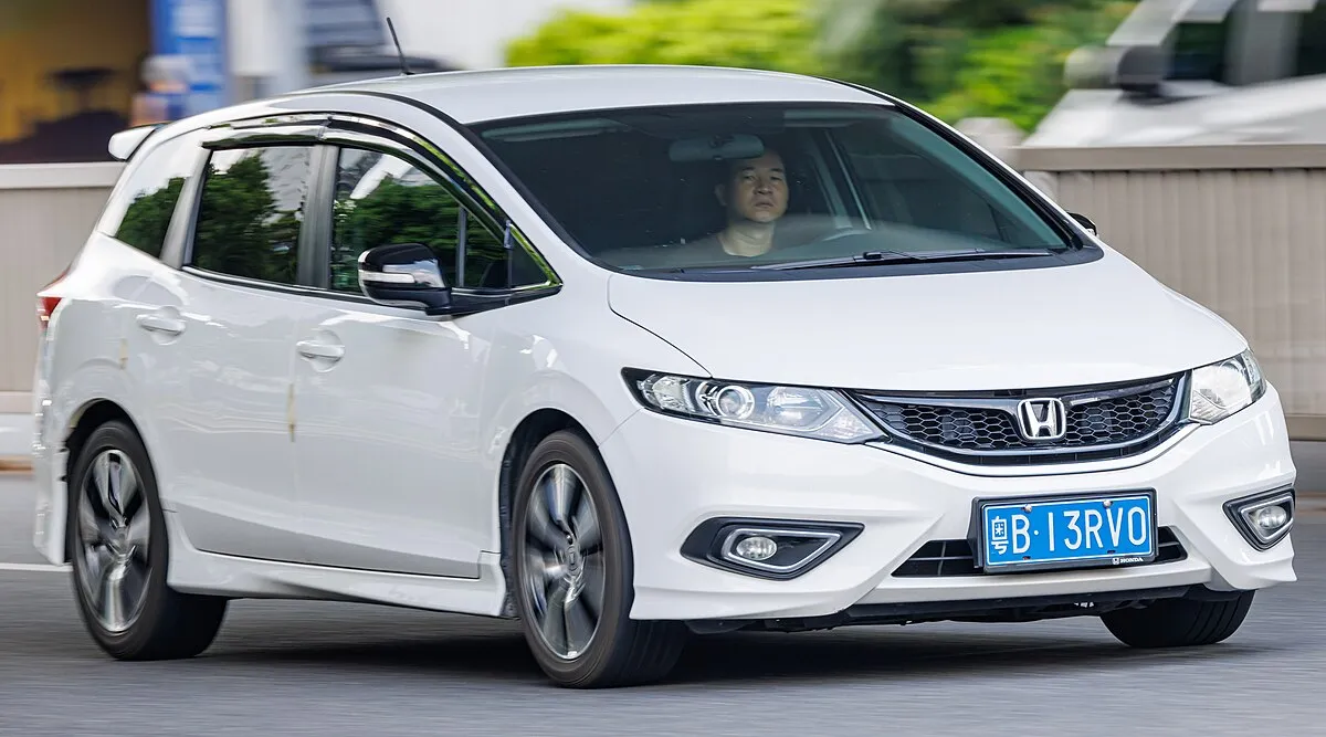 Honda Jade 2013 1.5 AMT Hatchback 5 doors - Image 7