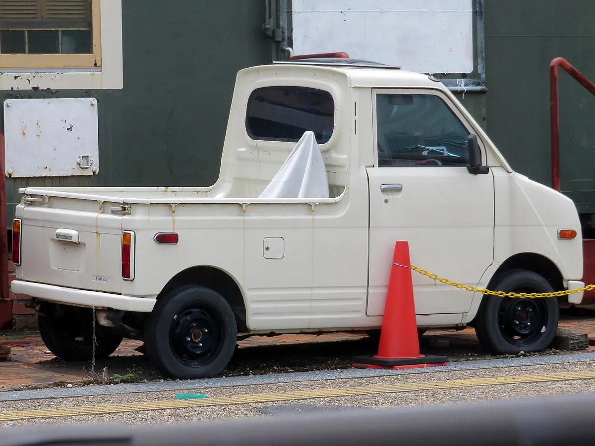 Honda Life 2003 0.7 AT 4WD Hatchback - Image 4