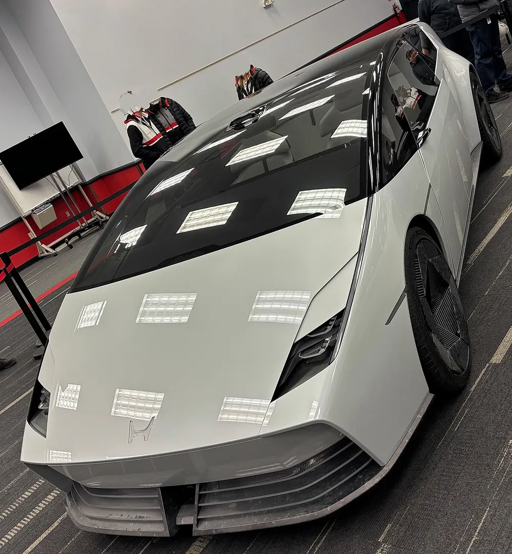 Honda N-Series 2013 0.7 CVT AWD N-Van minivan 5-doors - Image 3