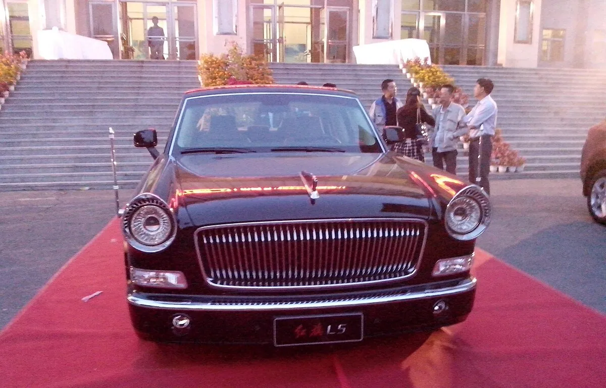 Hongqi Hongqi E-QM5 Plus 2026 Hongqi E-QM5 Plus EV - Image 5