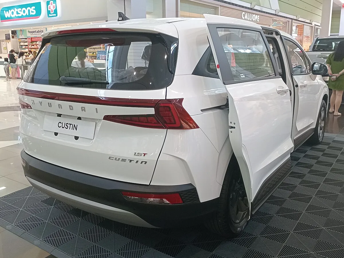 Hyundai Hyundai Custin 2024 Hyundai Custin 1.5 T-GDI GLS 8AT - Image 6