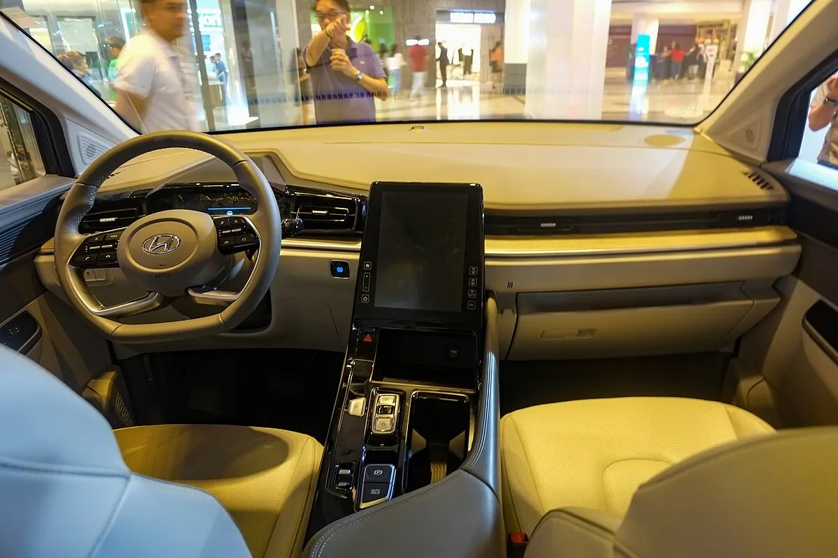 Hyundai Hyundai Custin 2024 Hyundai Custin 1.5 T-GDI GLS 8AT - Image 9