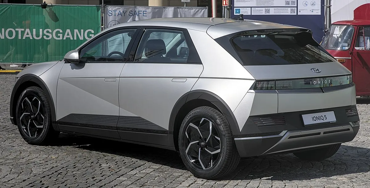 Hyundai Hyundai IONIQ 5 2026 Hyundai IONIQ 5 EV GL 2WD Standard Range - Image 3