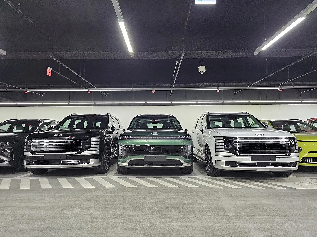 Hyundai Hyundai IONIQ 9 2026 Hyundai IONIQ 9 EV Calligraphy AWD Long Range - Image 7