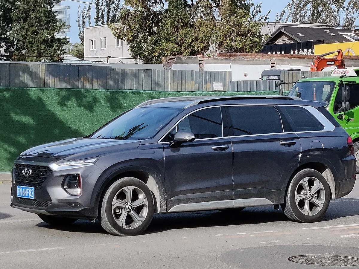 Hyundai Hyundai Santa Fe 2025 Hyundai Santa Fe 1.6 Calligraphy HEV - Image 6