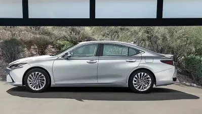 Lexus ES 2025 - India Market