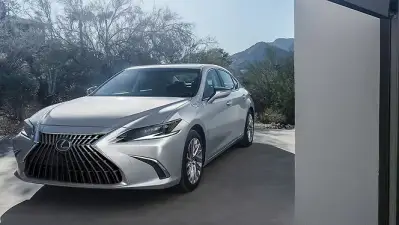 Lexus ES 2025 - India Market