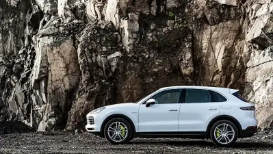 Porsche Cayenne 2025 - India Market