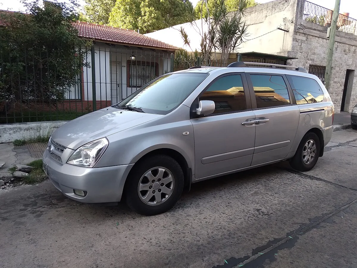 Kia Carnival EX 2025 - Image 4