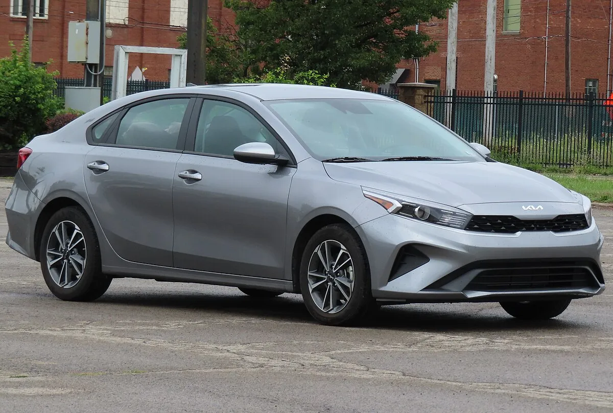 Kia Forte LXS 2025 - Image 5
