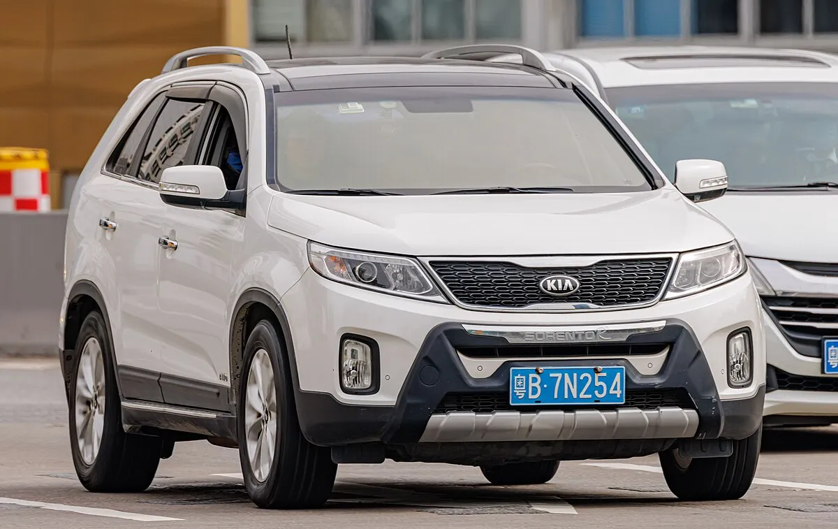 Kia Kia Sorento 2025 Kia Sorento 1.6 EX Turbo Hybrid AT 4x2 - Image 3
